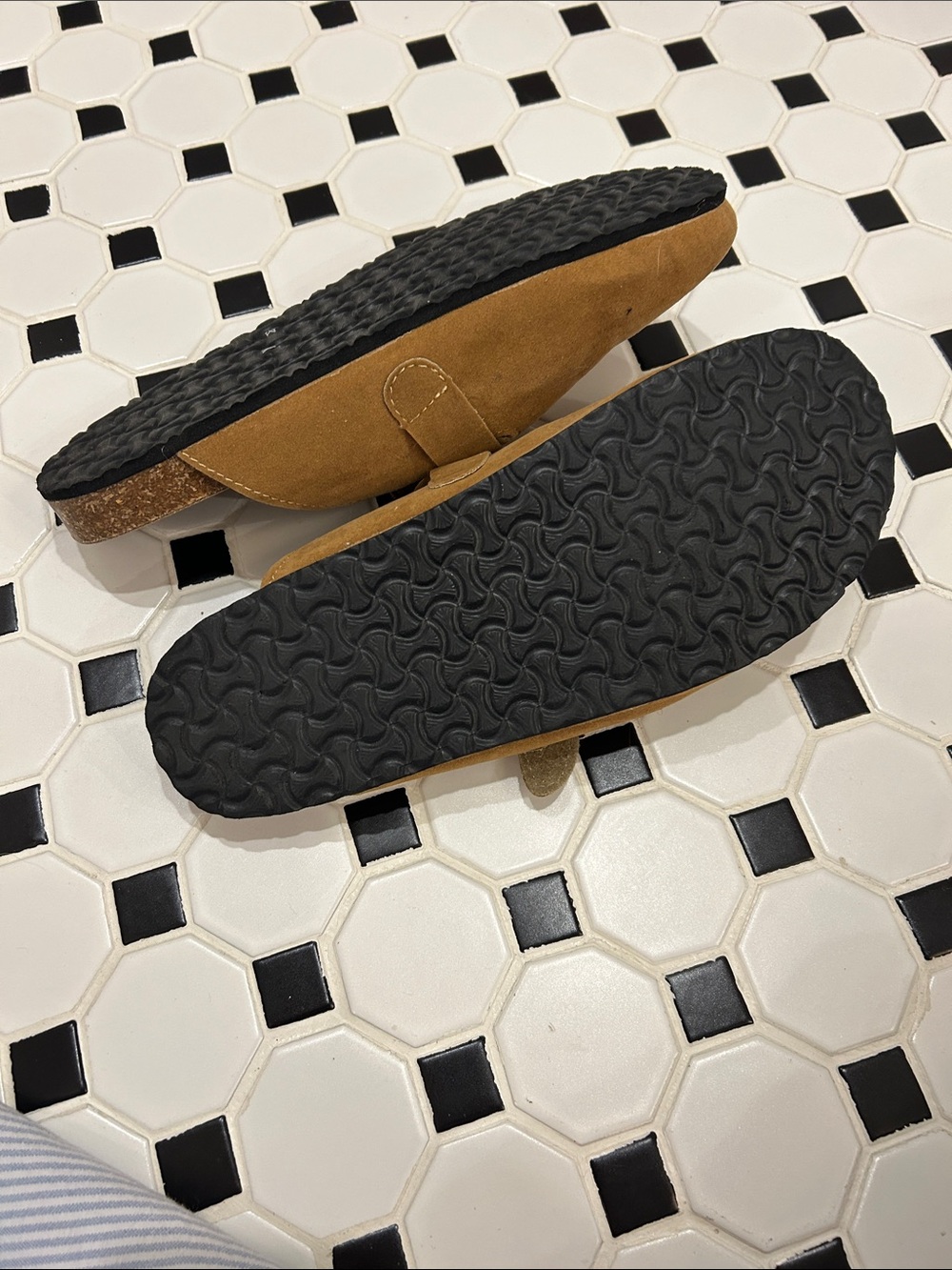 Tory Burch Mellow Mules Suede Slip-On Loafers in River Rock Size 9 - Picture 7 of 9